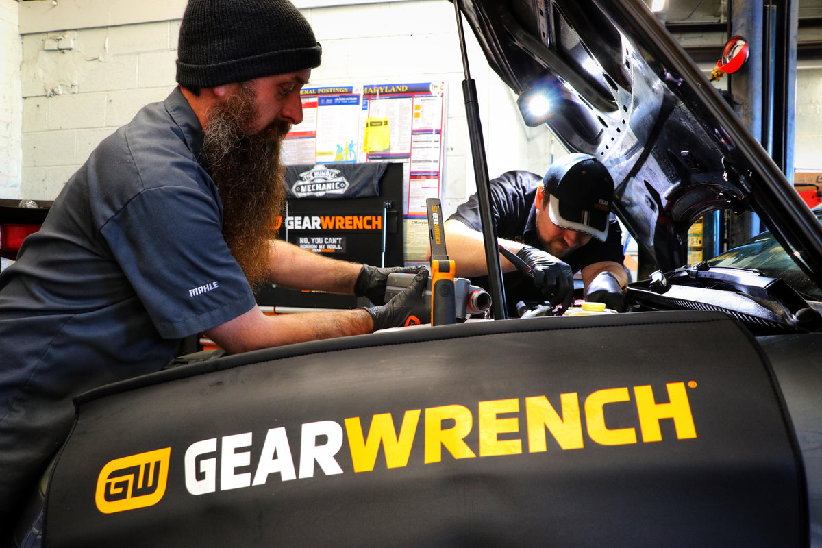 Gearwrench 86991 Magnetic Fender Cover