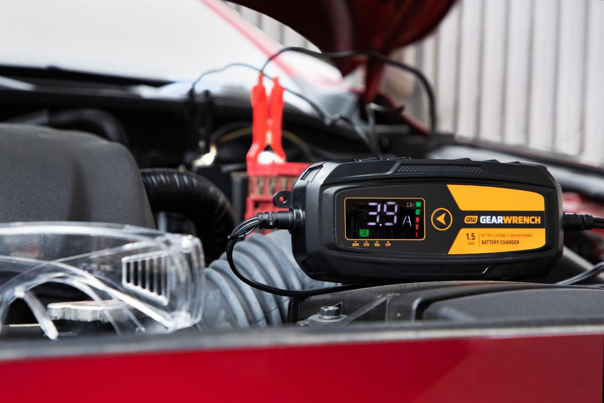 Gearwrench GWBC015 1.5A 6V/12V Battery Charger and Maintainer