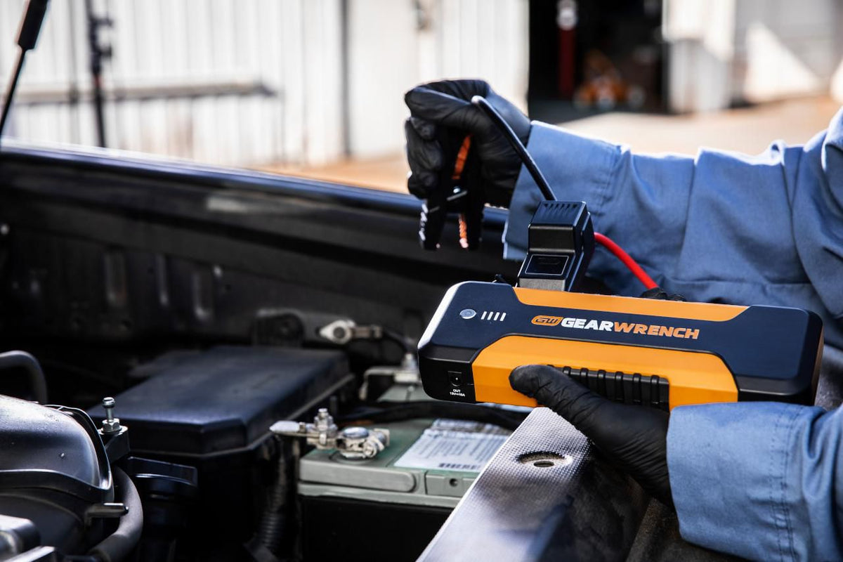 Gearwrench GWLBJ20 2500A 12V Lithium Battery Jump Starter and Powerbank