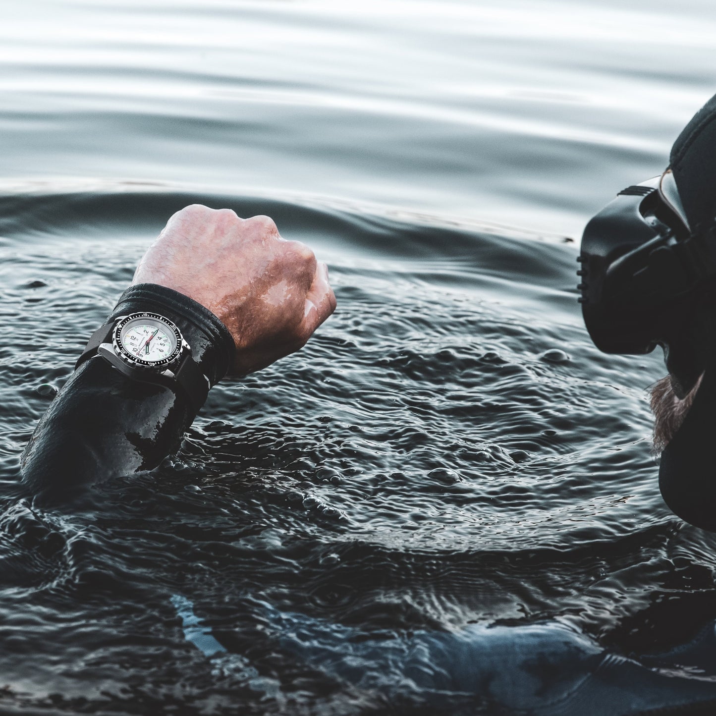 Marathon WW194026SS-0530 Arctic Edition Medium Diver's Automatic (MSAR Auto) - 36mm with 3 pieces Black Rubber Strap