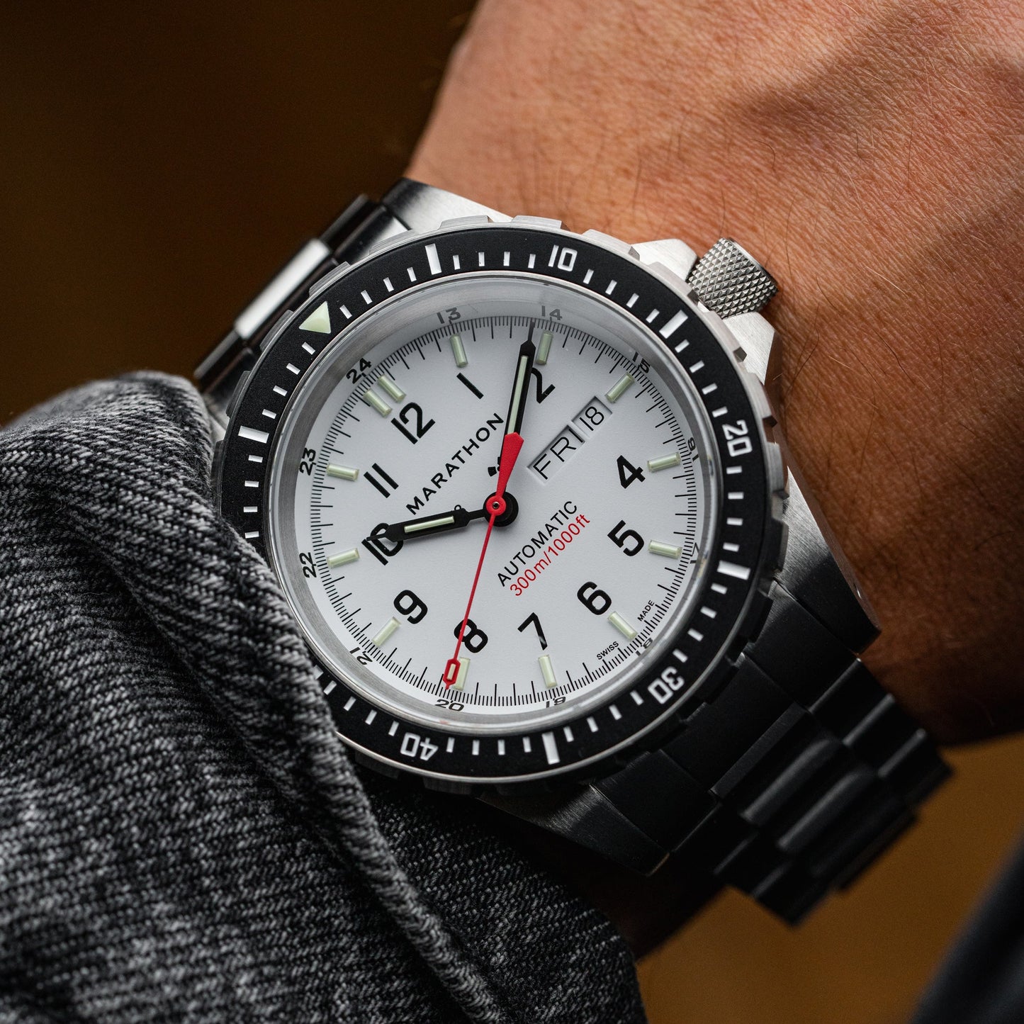 Marathon WW194021SS-0509 Arctic edition Jumbo Diver's Automatic (JDD) - 46mm with Stainless Steel MA Bracelet