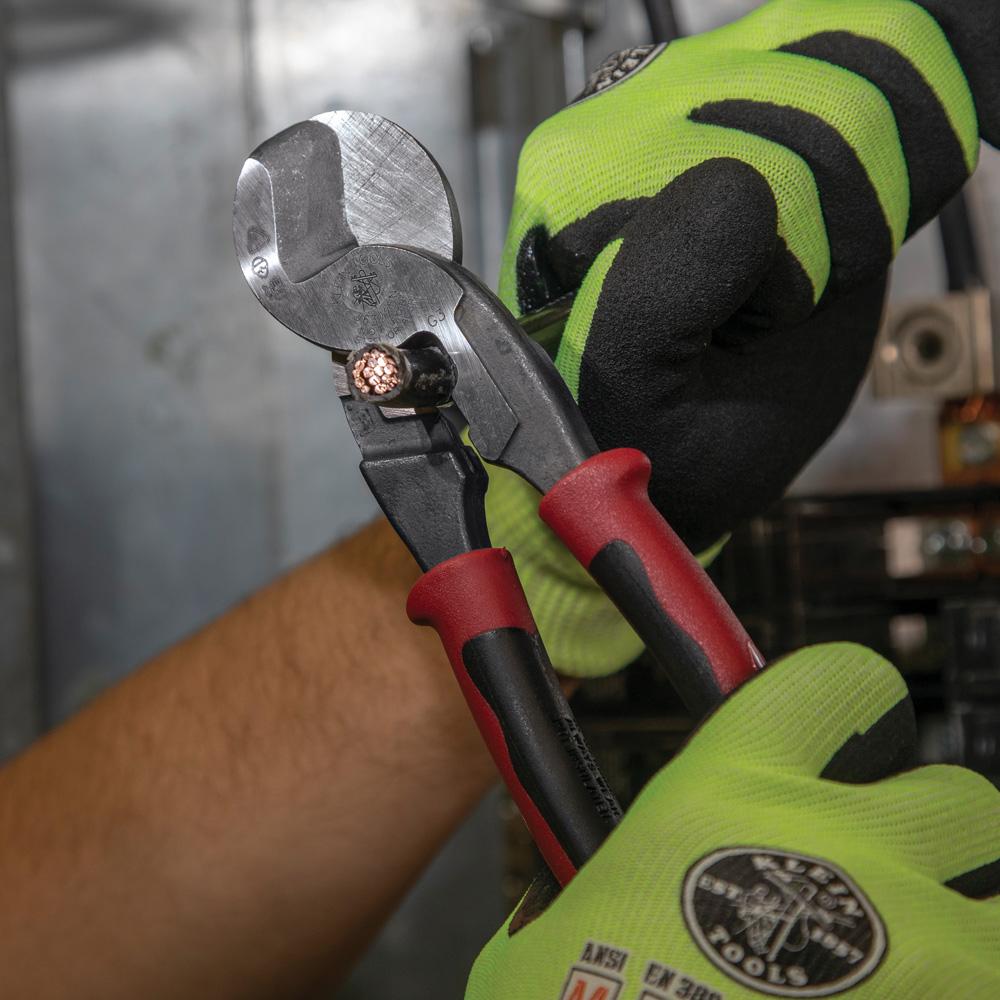 Klein Tools J63225N Journeyman High Leverage Cable Cutter with Stripping