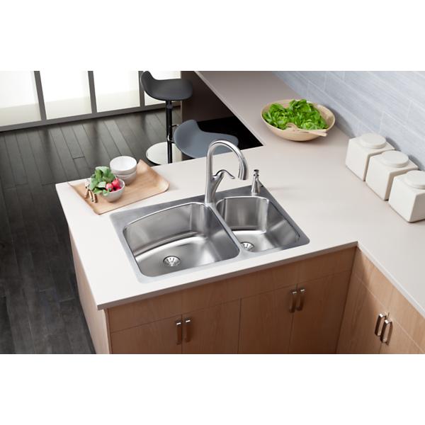 Elkay LKHSR2509RPD Lustertone® Classic Stainless Steel 33" x 22" x 9" 60/40 Double Bowl Dual Mount Sink with Perfect Drain®