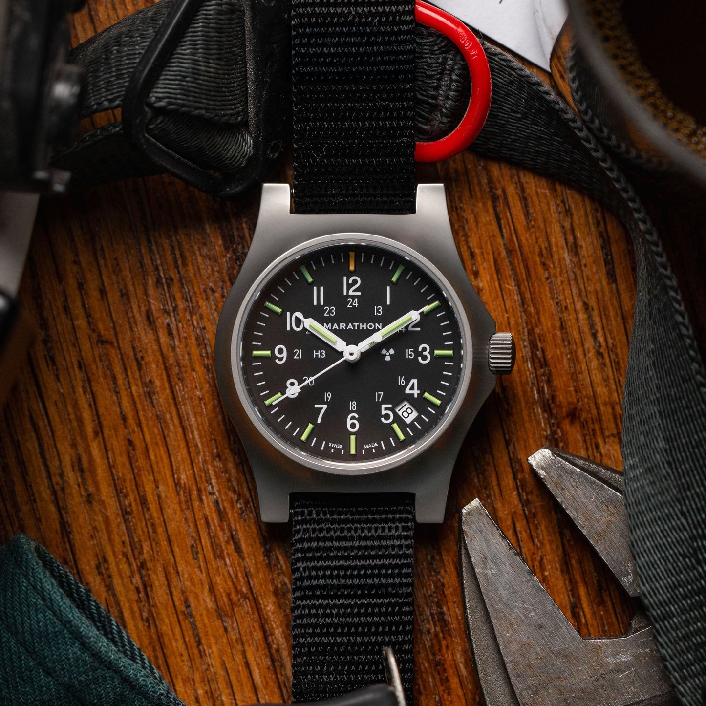 Marathon WW194015SS-0101 Re-Issue Stainless Steel GP Quartz with Date (GPQ) 39mm with Black Ballistic Nylon Strap