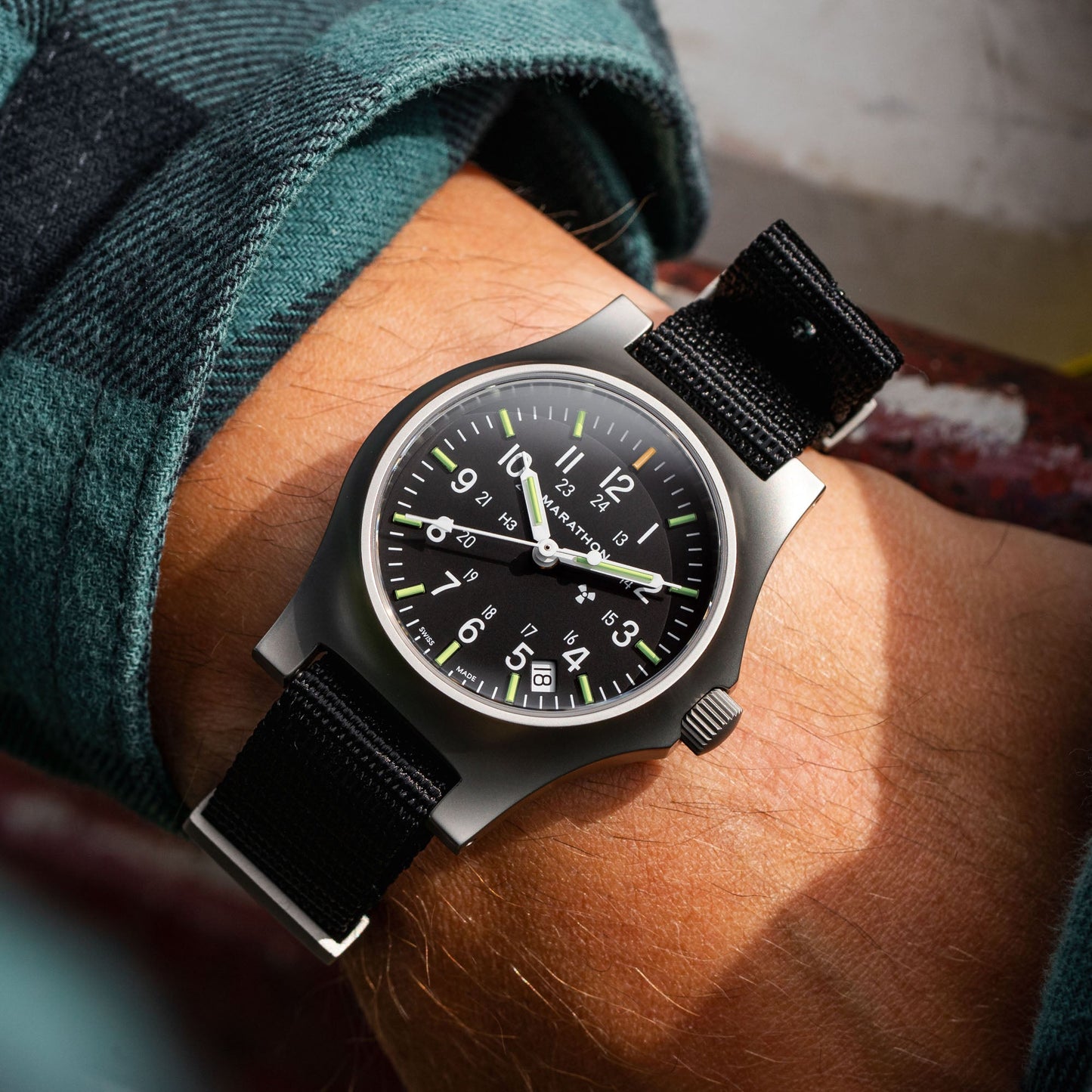 Marathon WW194015SS-0108 Re-Issue Stainless Steel GP Quartz with Date (GPQ) 39mm with Black Defence Standard Nylon Strap