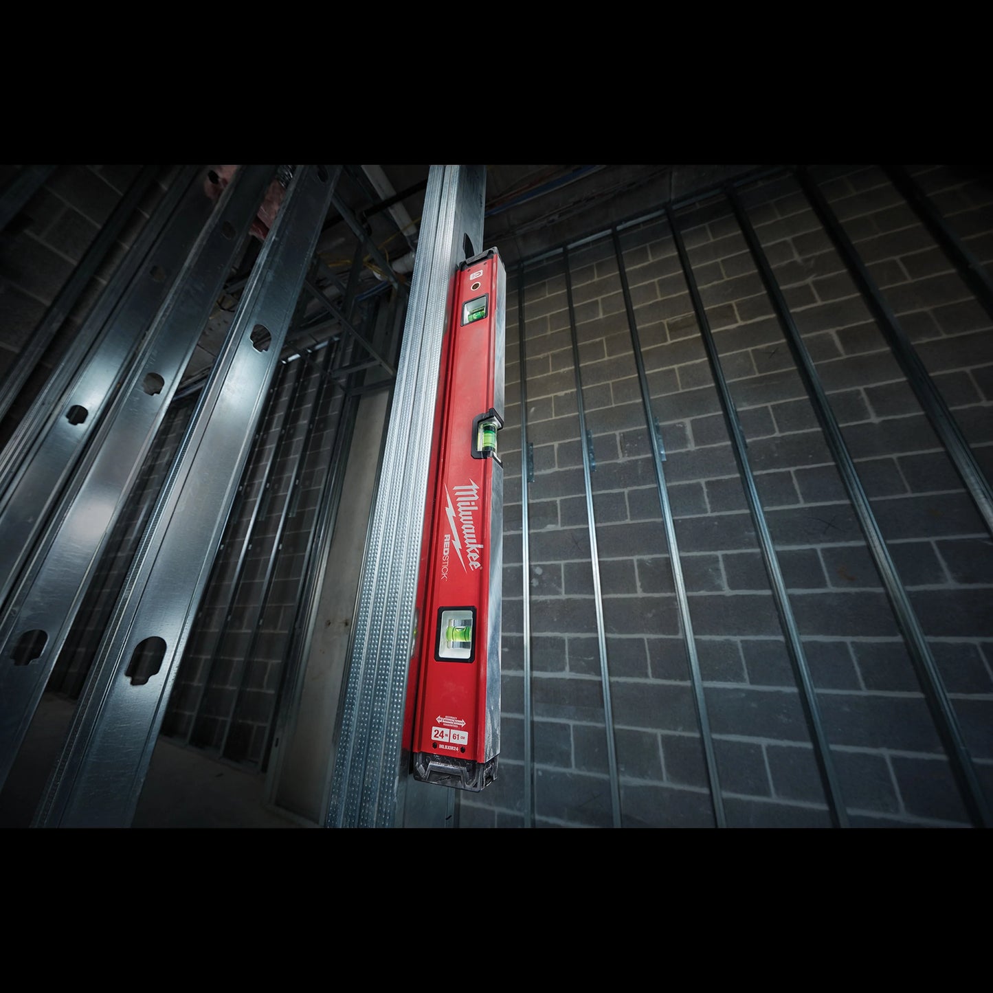 Milwaukee Tool MLBXM48 Magnetic Box Level, 1 EA