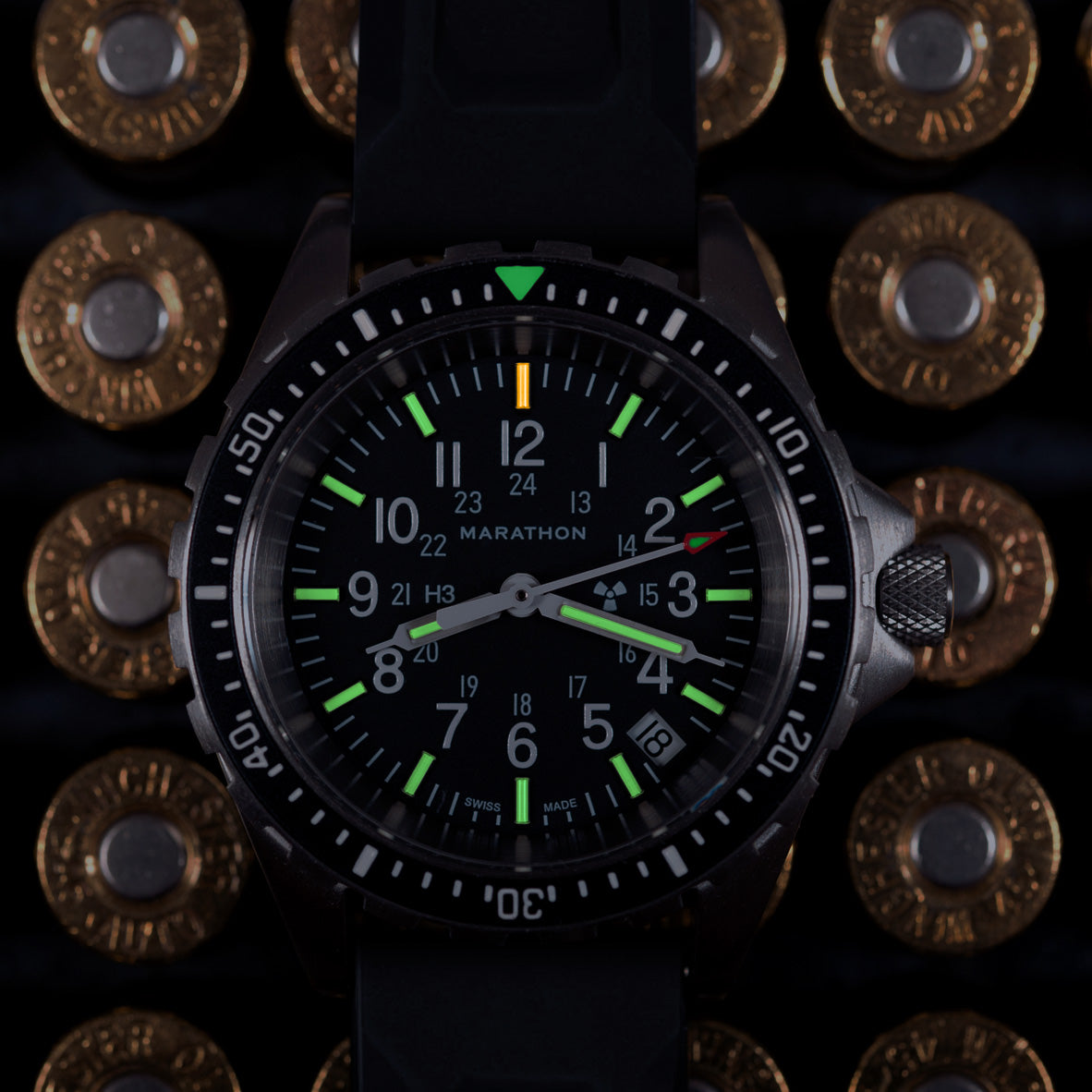 Marathon WW194027SS-0130 Medium Diver's Quartz (MSAR Quartz) - 36mm with 3 pieces Black Rubber Strap