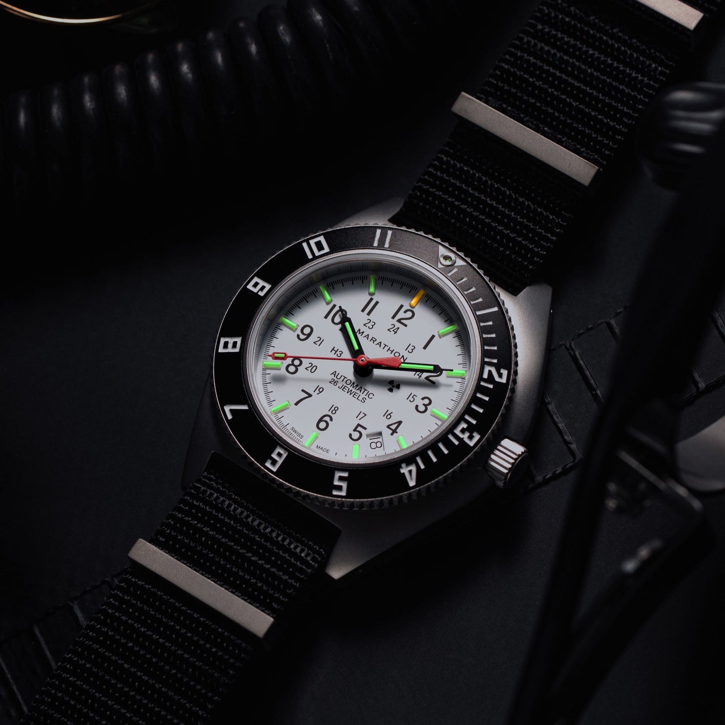 Marathon WW194030SS-0503 NAV, Date, AUTO, SAPH, ARCTIC NGM, COL: SS/BKPS DS Nylon 11"