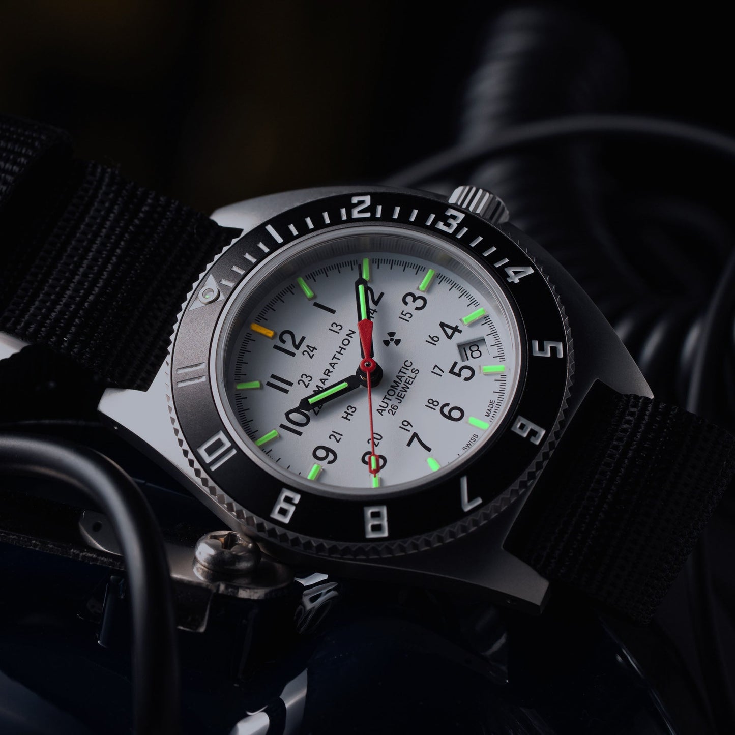 Marathon WW194030SS-0501 NAV, Date, AUTO, SAPH, ARCTIC NGM, COL: SS/BKBK Nylon 11"