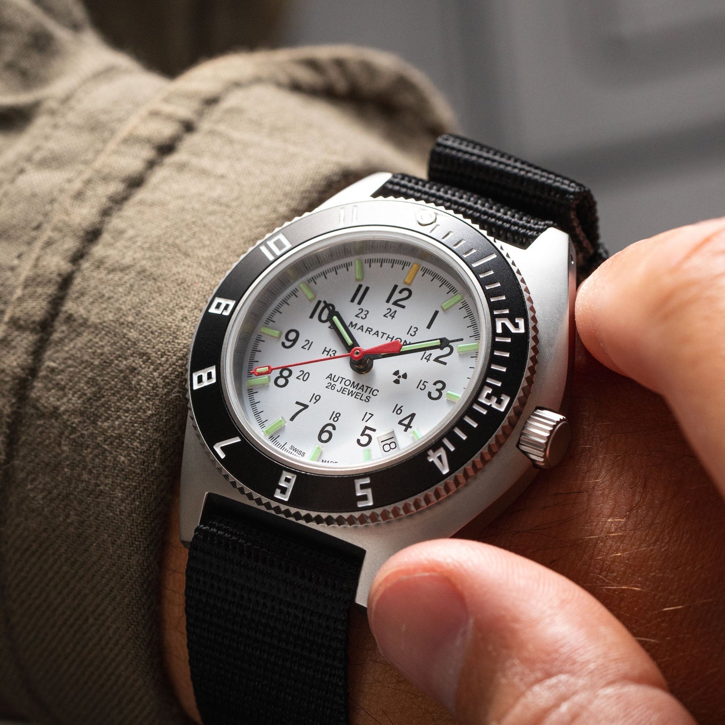 Marathon WW194030SS-0501 NAV, Date, AUTO, SAPH, ARCTIC NGM, COL: SS/BKBK Nylon 11"