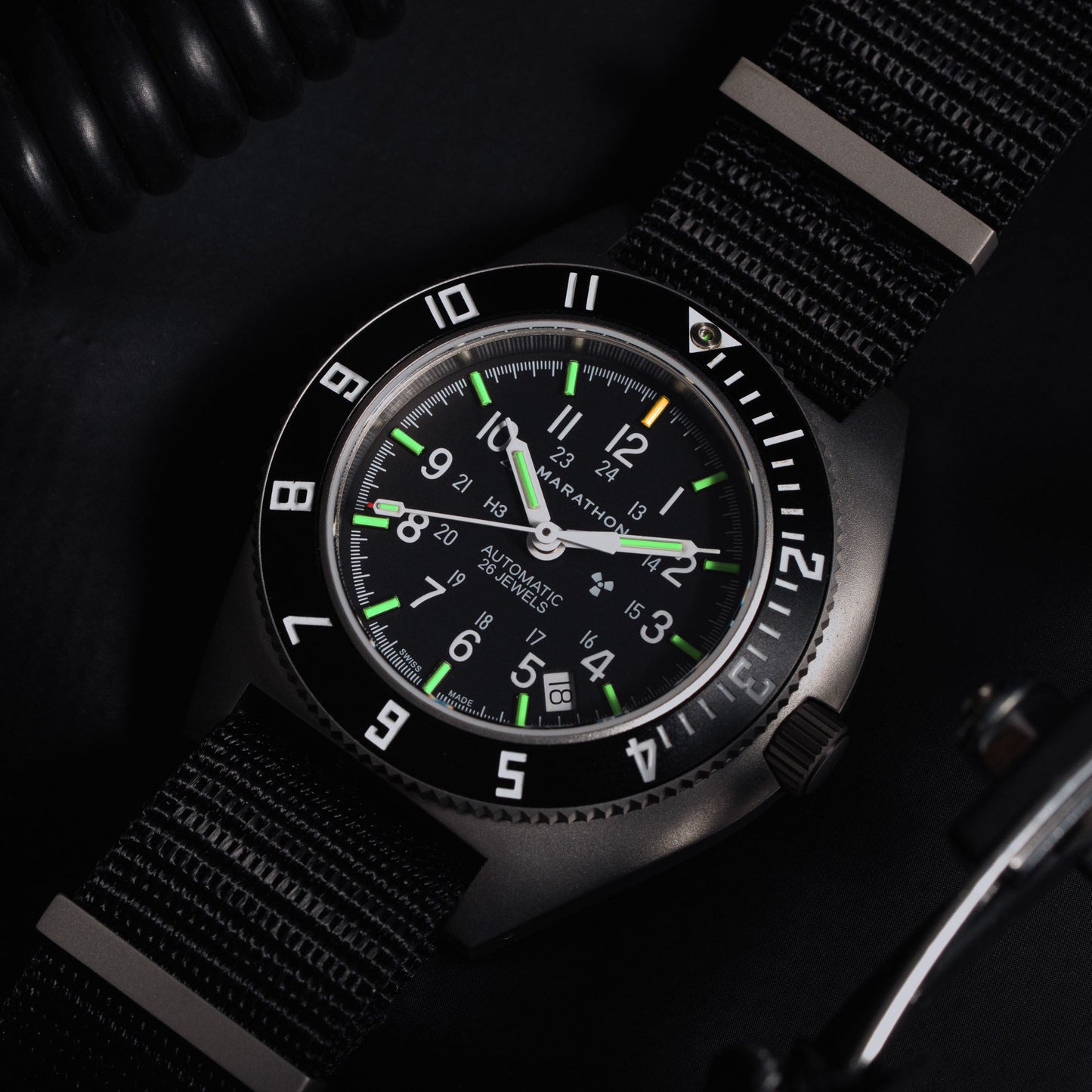Marathon WW194030SS-0103 NAV, Date, AUTO, SAPH, NGM, COL: SS/BKPS DS Nylon 11"