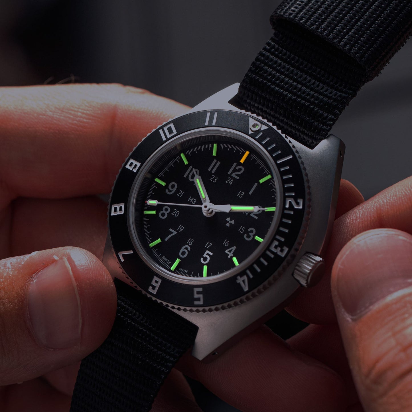 Marathon WW194029SS-0801 41mm SSNAV AUTO Standard-Issue, Tritium Pilot's Automatic, Type II, SS/BKBK Nylon Strap 11"