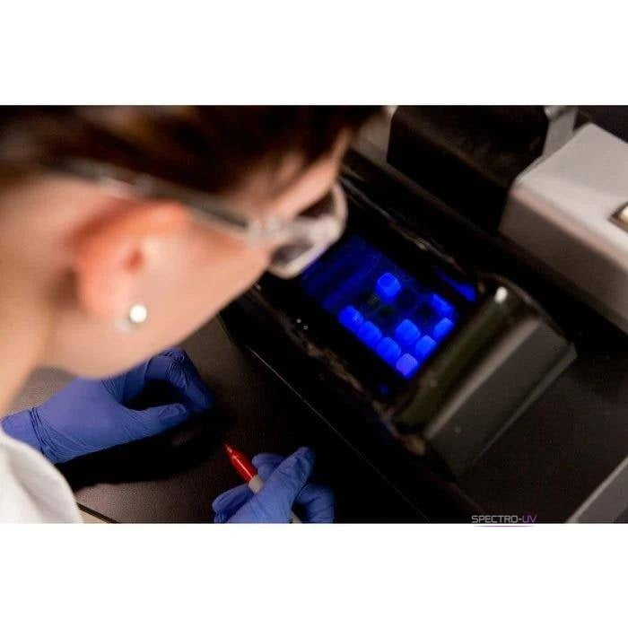 Spectro-UV CM-10A CM Series Fluorescence Analysis Viewing Cabinet (For 4, 5, 6 Watt E Series UV Lamps)