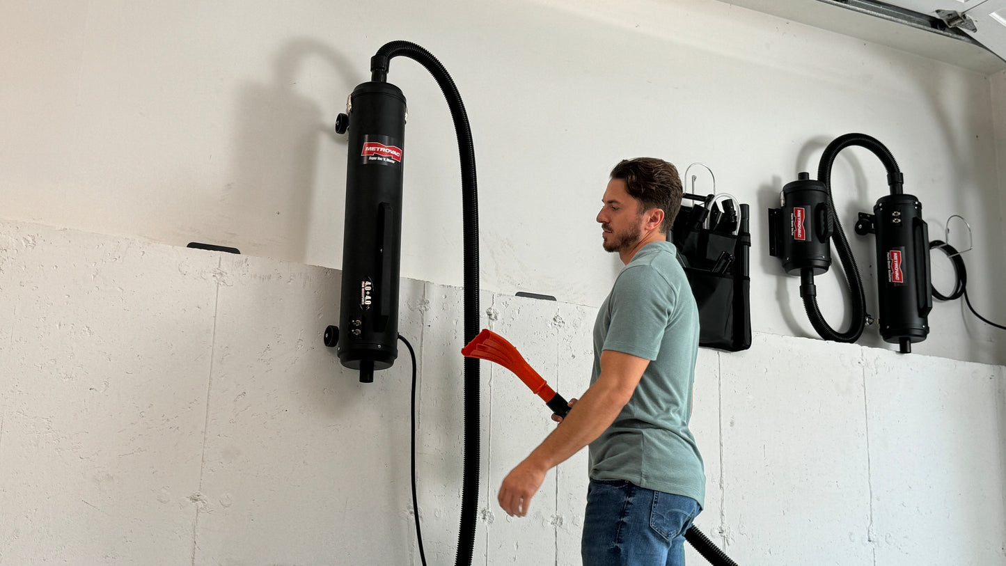 Metrovac 112I-583608 Super Vac N Blaster Vacuum Cleaner/Blower 220V / Euro