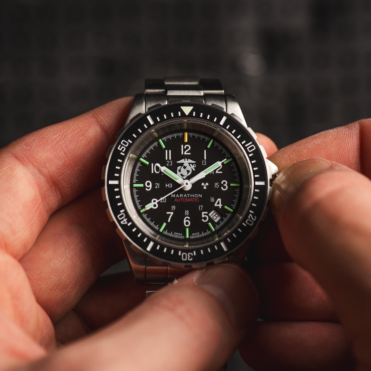 Marathon WW194006SS-0210 Large Diver's Automatic (GSAR) - 41mm - USMC with Stainless Steel USMC Bracelet