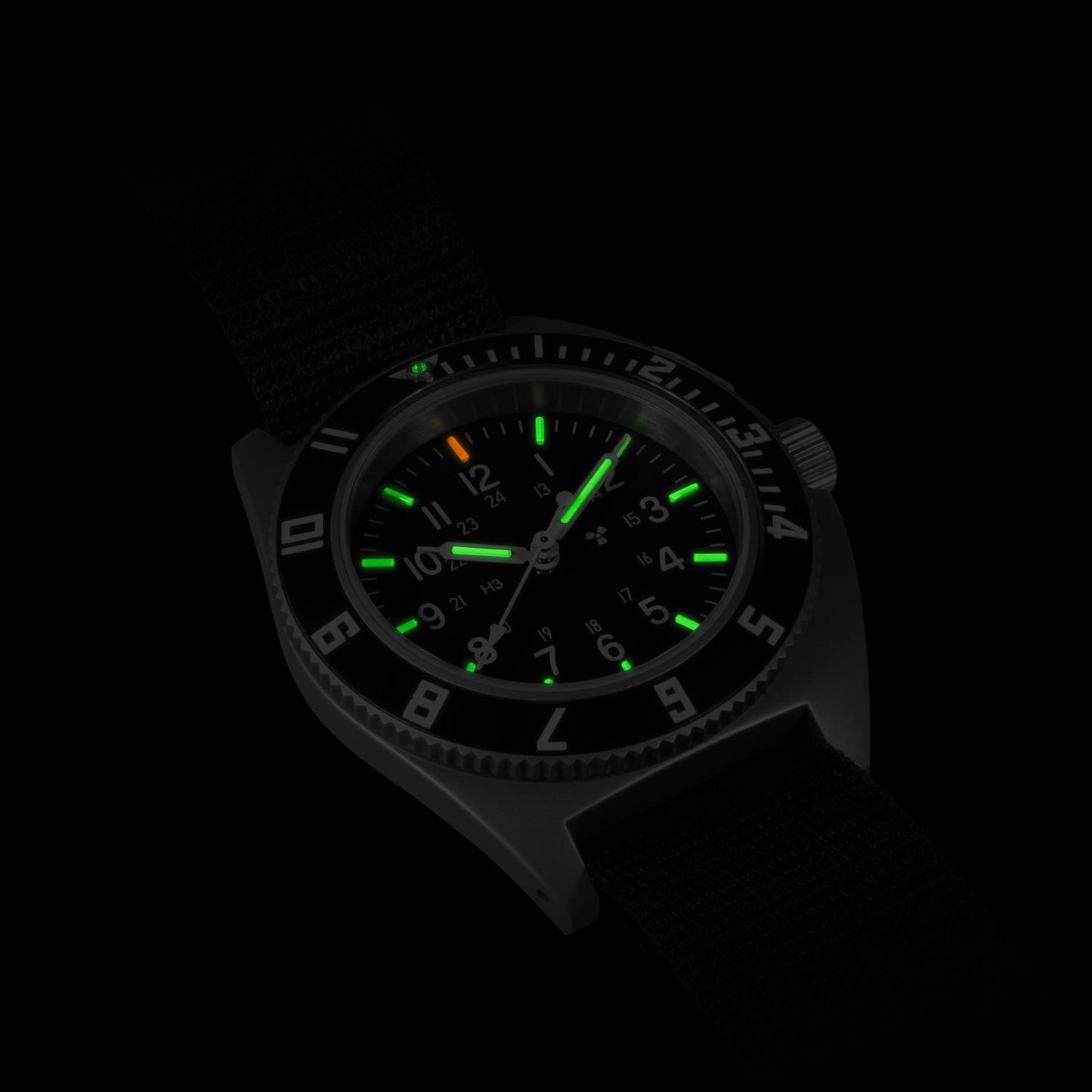 Marathon WW194001SS-0803 Steel Navigator SSNAV 41mm Ballistic Nylon Quartz 12"