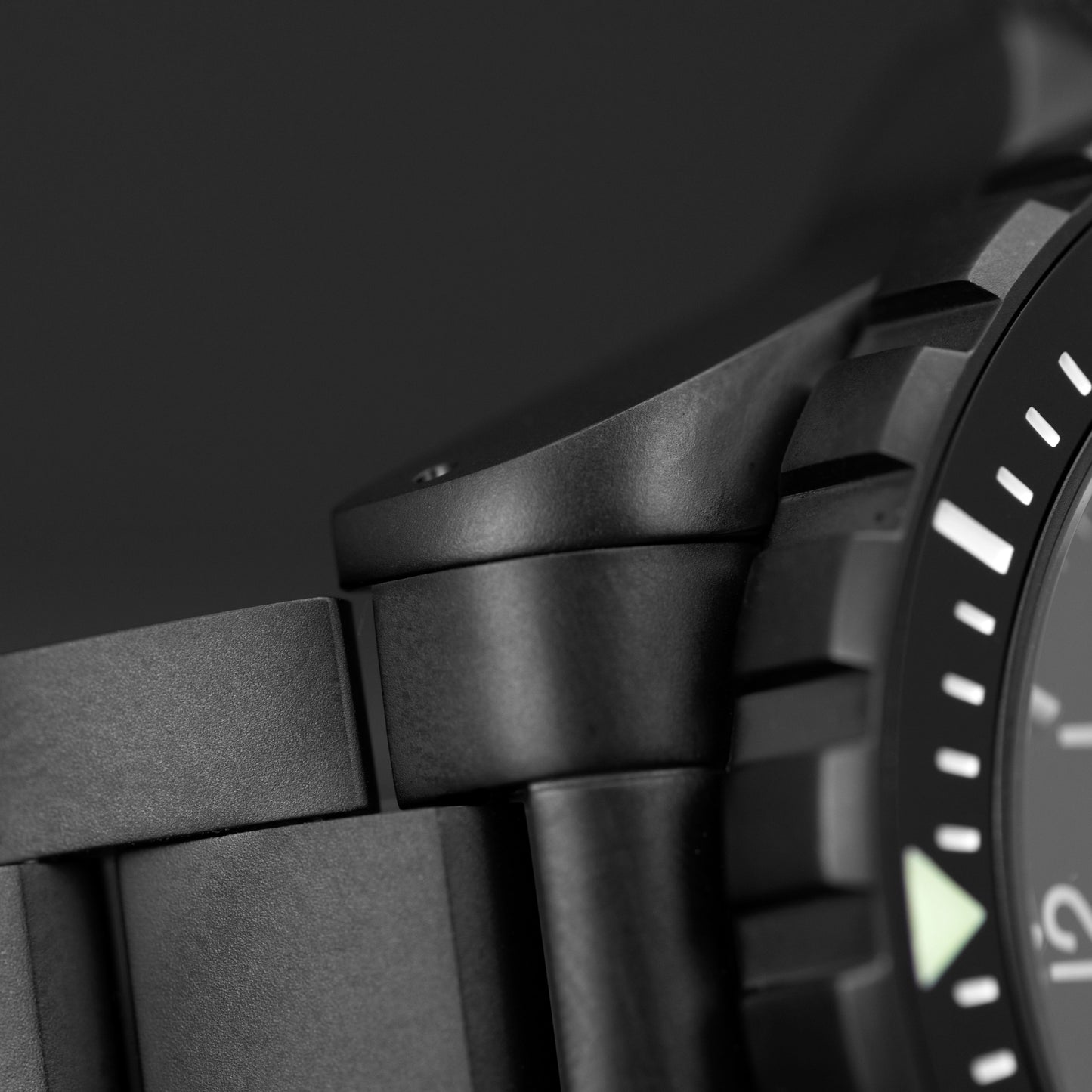 Marathon WW194006BK-0109 Anthracite Large Diver's Automatic (GSAR) - 41mm with Anthracite Stainless Steel MA Bracelet