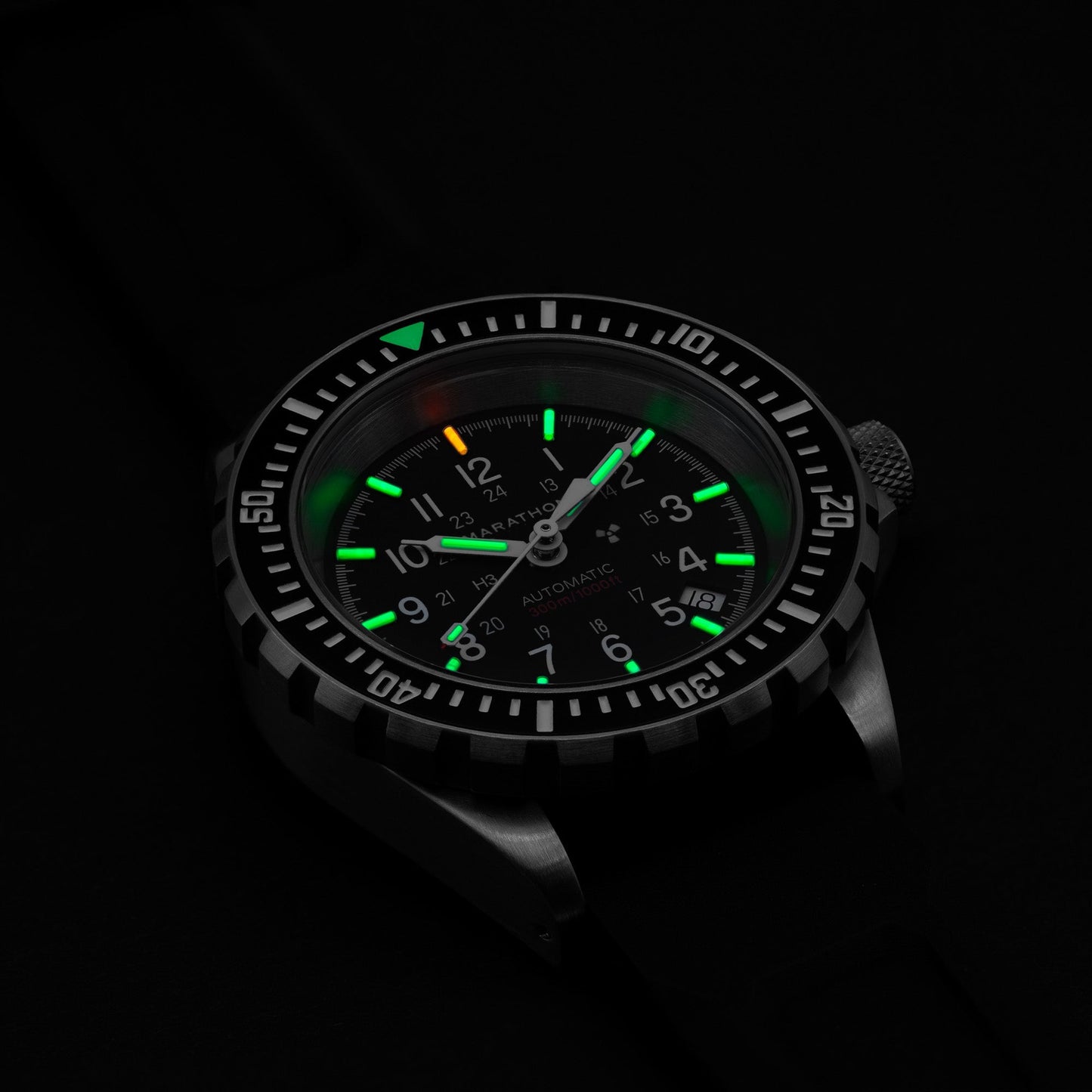 Marathon WW194006SS-0130 Large Diver's Automatic (GSAR) - 41mm with 3 pieces Black Rubber Strap