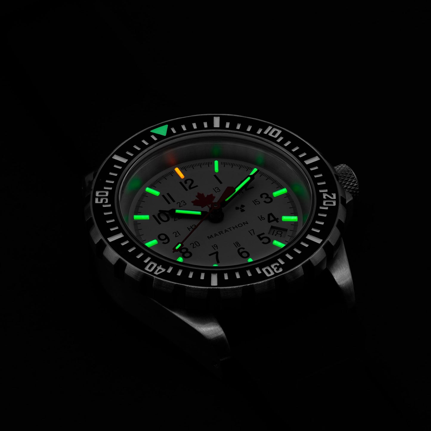 Marathon WW194006SS-1630 Large Diver's Automatic (GSAR) - 41mm - Red Maple with 3 pieces Black Rubber Strap
