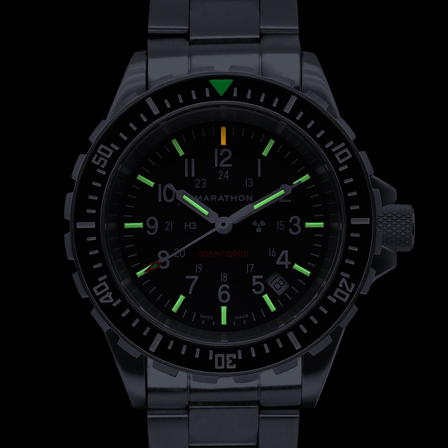 Marathon WW194007SS-0112 Large Diver's Quartz (TSAR) - 41mm with Stainless Steel MA bracelet