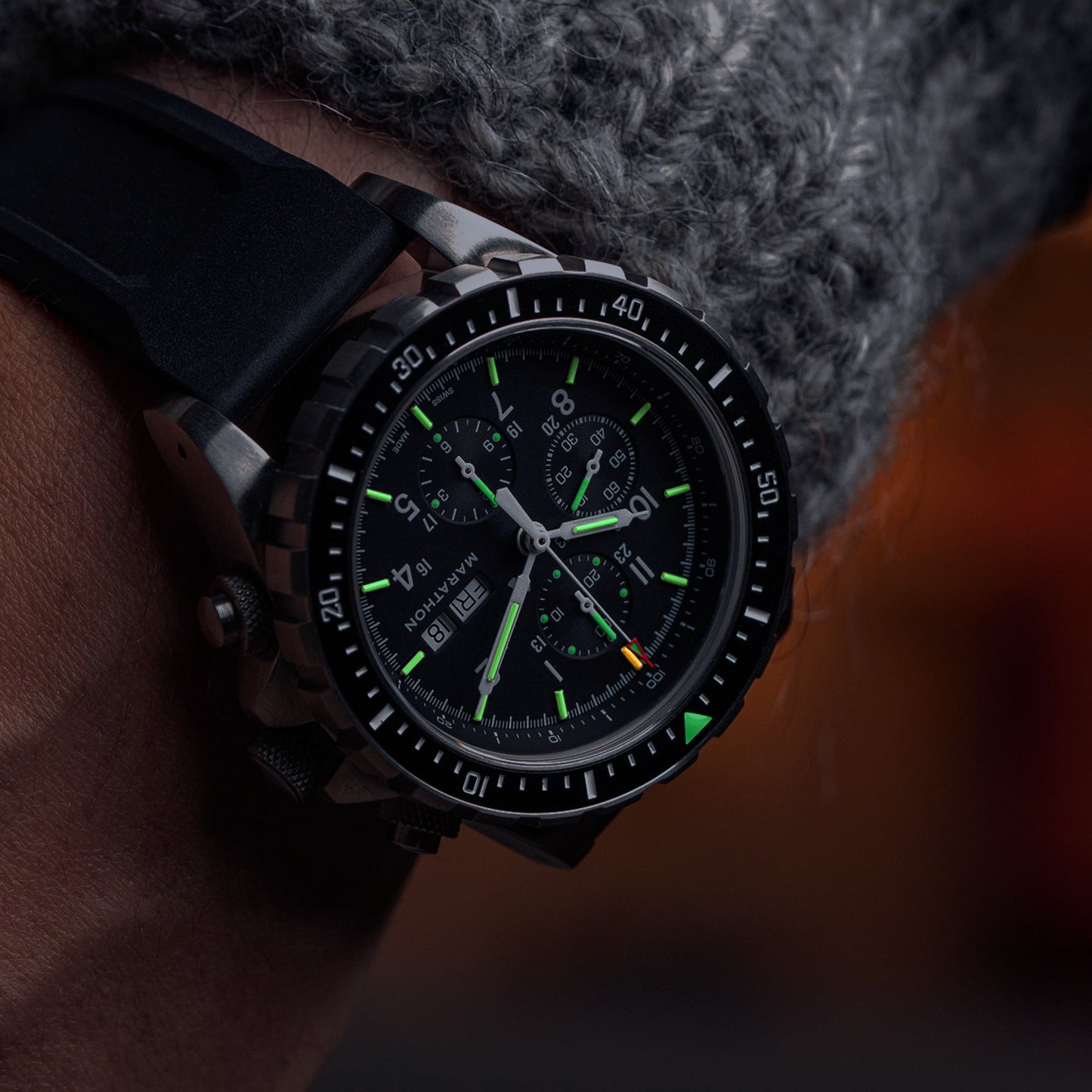 Marathon WW194014SS-0130 Jumbo Diver/Pilot's Automatic Chronograph (CSAR) - 46mm with 3 pieces Black Rubber Strap
