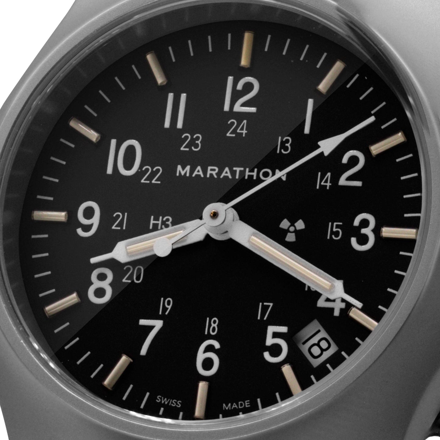 Marathon WW194015SS-0108 Re-Issue Stainless Steel GP Quartz with Date (GPQ) 39mm with Black Defence Standard Nylon Strap