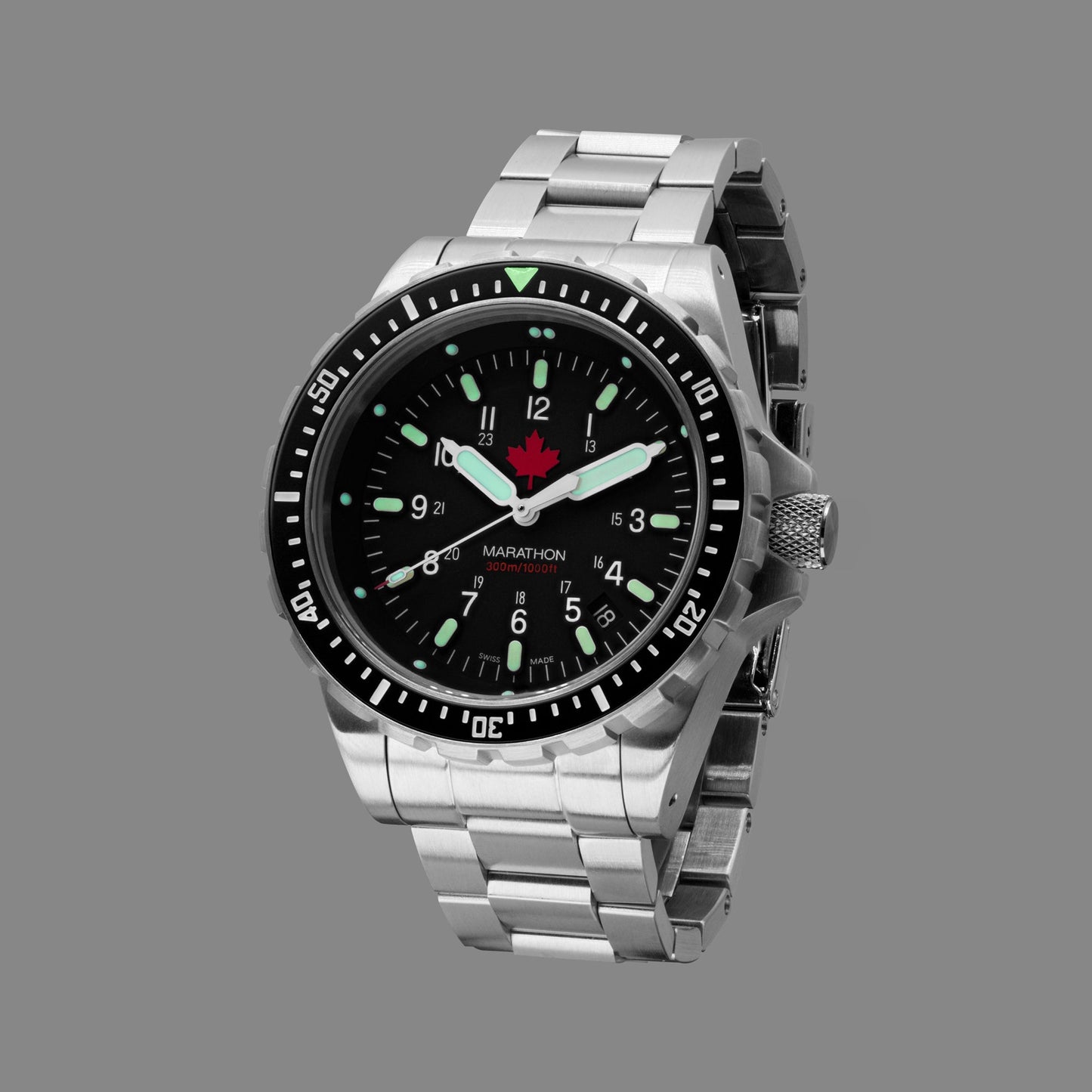 Marathon WW194018SS-0406 Jumbo Diver's Quartz (JSAR) - 46mm - Maple Leaf dial with Stainless Steel DND Bracelet