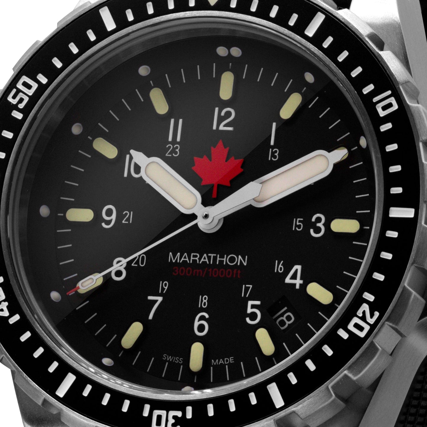 Marathon WW194018SS-0407 Jumbo Diver's Quartz (JSAR) - 46mm - Maple Leaf dial with Stainless Steel MA Bracelet