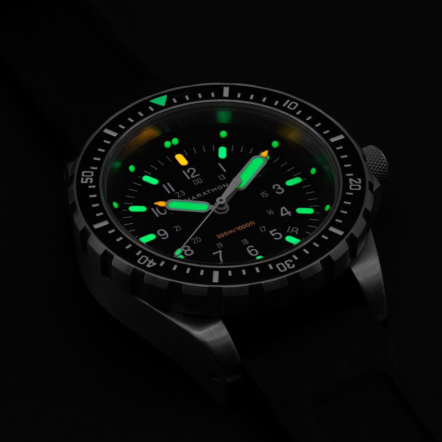 Marathon WW194018SS-0107 Jumbo Diver's Quartz (JSAR) - 46mm with Stainless Steel MA Bracelet