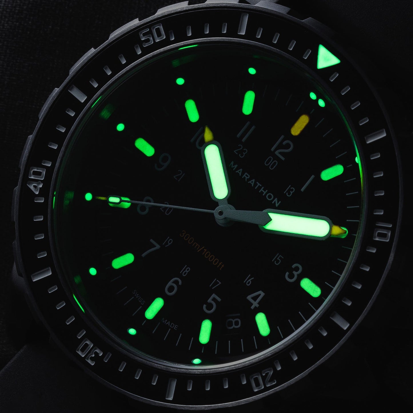 Marathon WW194018SS-0130 Jumbo Diver's Quartz (JSAR) - 46mm with 3 Pieces Black Rubber Strap