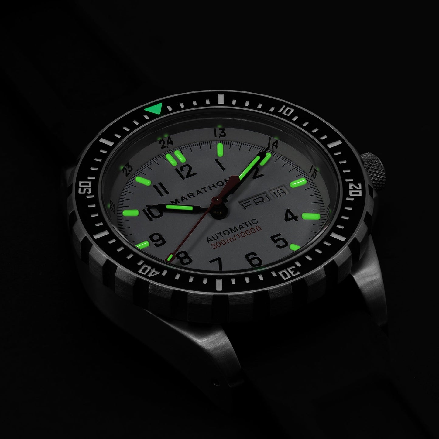Marathon WW194021SS-0509 Arctic edition Jumbo Diver's Automatic (JDD) - 46mm with Stainless Steel MA Bracelet
