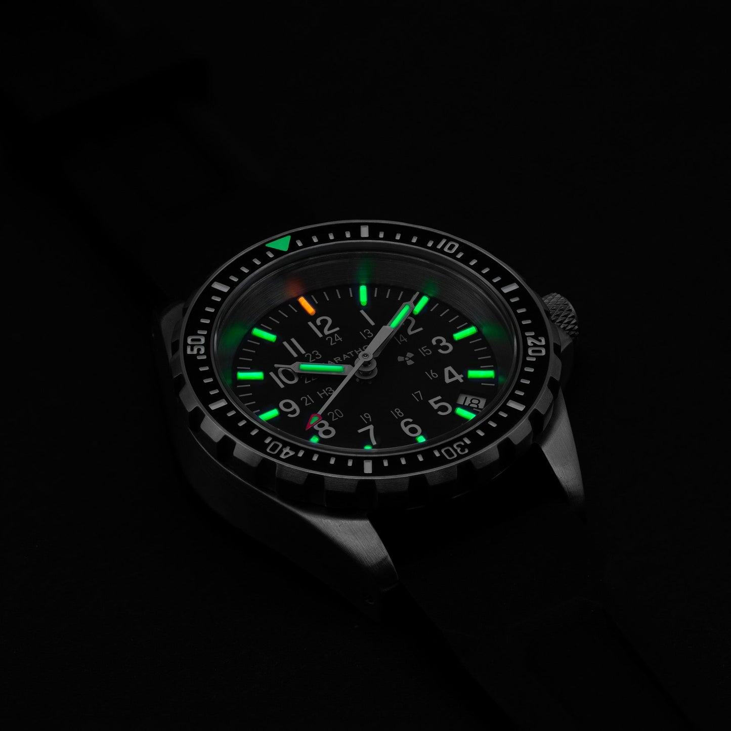 Marathon WW194027SS-0130 Medium Diver's Quartz (MSAR Quartz) - 36mm with 3 pieces Black Rubber Strap