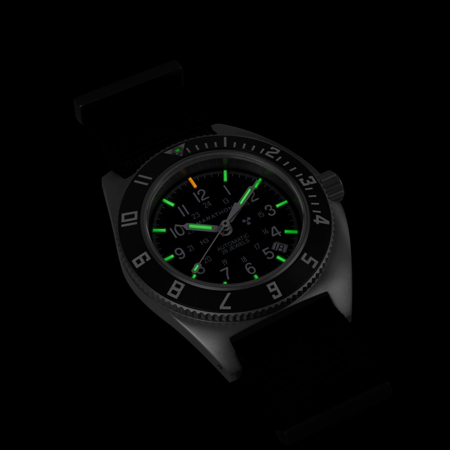 Marathon WW194030SS-0103 NAV, Date, AUTO, SAPH, NGM, COL: SS/BKPS DS Nylon 11"