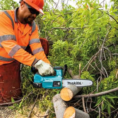 Makita XCU10SM1 18V LXT® Lithium‘Ion Brushless Cordless 12" Top Handle Chain Saw Kit (4.0 Ah)