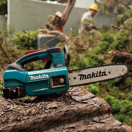Makita XCU10SM1 18V LXT® Lithium‘Ion Brushless Cordless 12" Top Handle Chain Saw Kit (4.0 Ah)