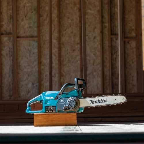 Makita XCU11SM1 18V LXT® Lithium‘Ion Brushless Cordless 14" Chain Saw Kit (4.0Ah)