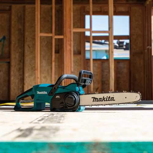 Makita XCU11Z 18V LXT® Lithium‘Ion Brushless Cordless 14" Chain Saw, Tool Only