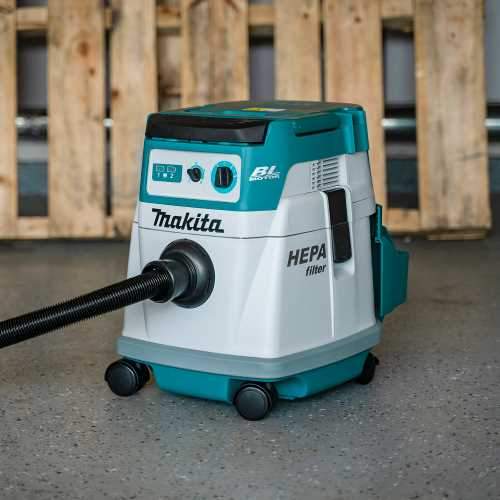 Makita XCV24ZX 36V (18V X2) LXT® Brushless 4 Gallon HEPA Filter Dry Dust Extractor, Tool Only