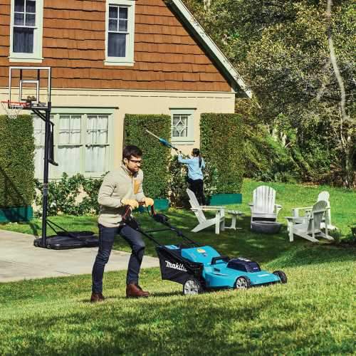 Makita XML11CT1 36V (18V X2) LXT® 21" Self‘Propelled Lawn Mower Kit with 4 Batteries (5.0Ah)