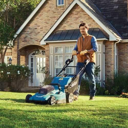 Makita XML11CT1 36V (18V X2) LXT® 21" Self‘Propelled Lawn Mower Kit with 4 Batteries (5.0Ah)