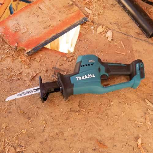 Makita XRJ08Z 18V LXT® Lithium‘Ion Brushless Cordless Compact One‘Handed Recipro Saw, Tool Only