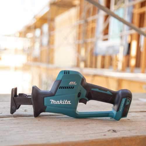 Makita XRJ08Z 18V LXT® Lithium‘Ion Brushless Cordless Compact One‘Handed Recipro Saw, Tool Only