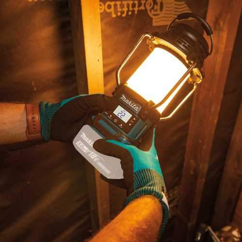 Makita XRM12 18V LXT® Lithium‘Ion Cordless Lantern with Radio, Tool Only