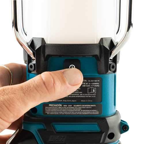 Makita XRM12 18V LXT® Lithium‘Ion Cordless Lantern with Radio, Tool Only