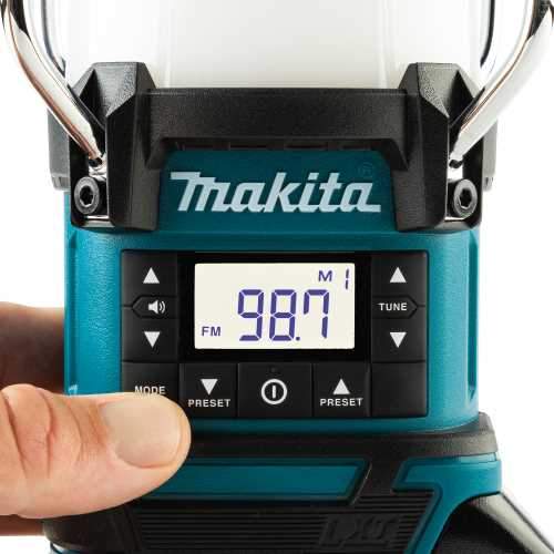 Makita XRM12 18V LXT® Lithium‘Ion Cordless Lantern with Radio, Tool Only