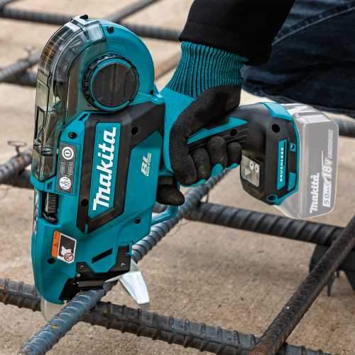 Makita XRT02ZK 18V LXT® Lithium‘Ion Brushless Cordless Deep Capacity Rebar Tying Tool, Tool Only