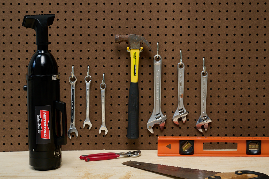 Metrovac 105-560005 Deluxe Cordless Hand Vac - Black