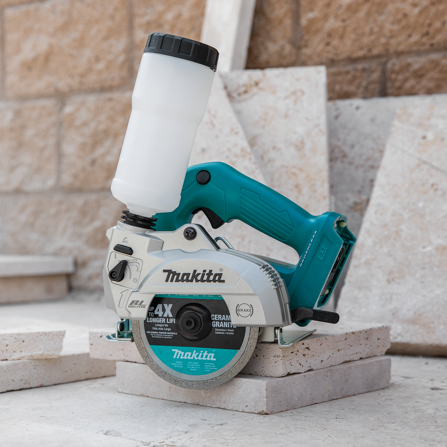 Makita XCC01Z 18V LXT® Lithium‘Ion Brushless Cordless 5" Wet/Dry Masonry Saw, AWS® Capable, Tool Only