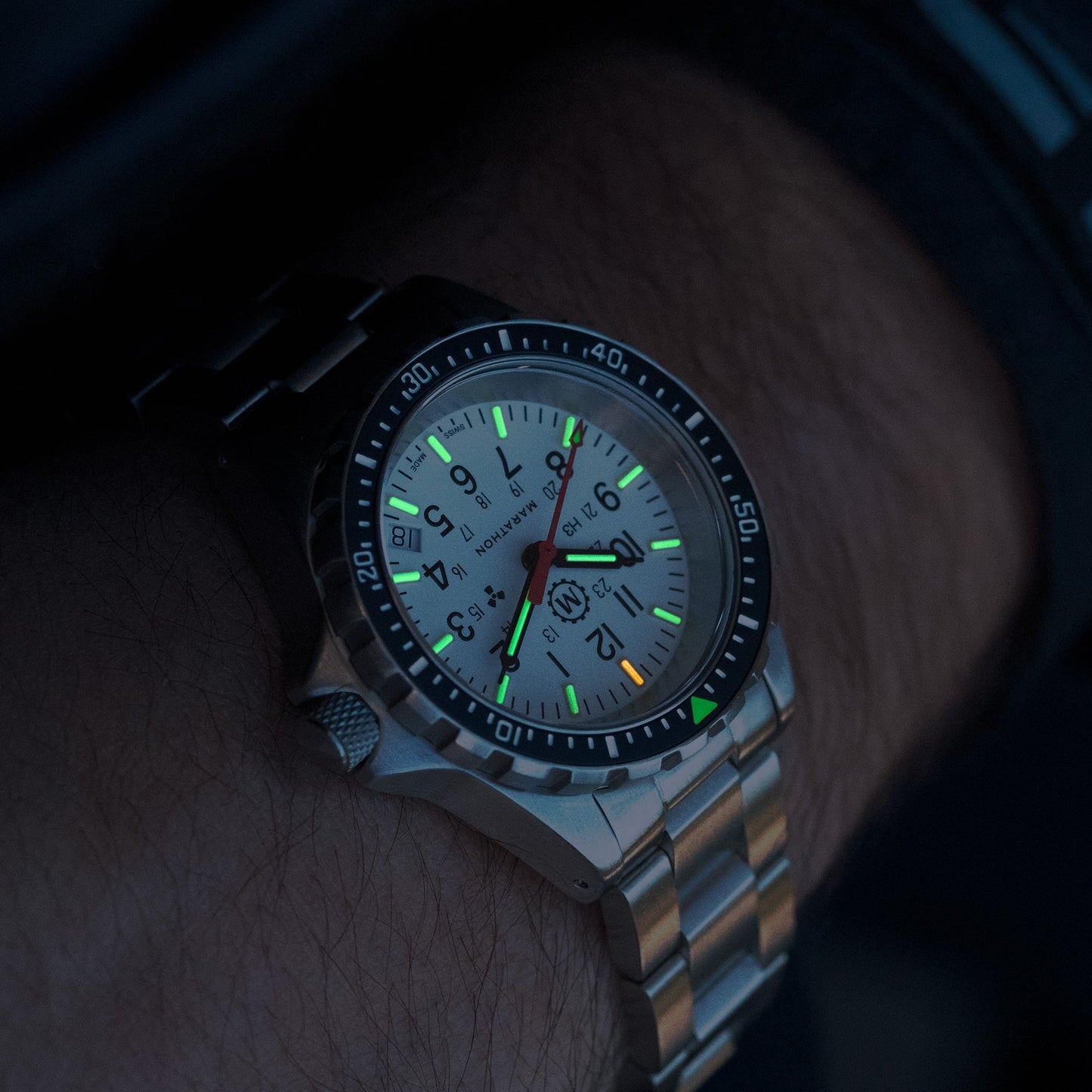 Marathon WW194027SS-0506 Arctic Edition Medium Diver's Quartz (MSAR Quartz) - 36mm with Stainless Steel MA Bracelet