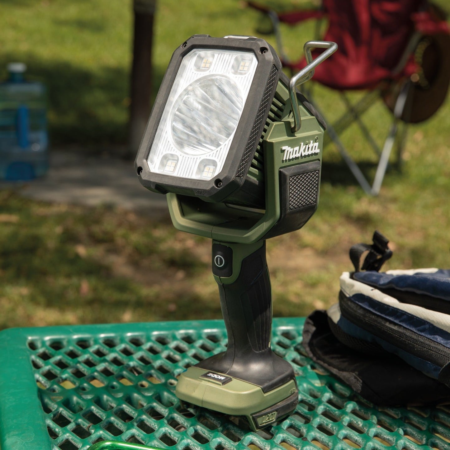 Makita ADML812 Outdoor Adventure, 18V LXT® L.E.D. Flashlight/Spotlight, Light Only